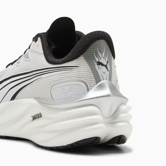 Puma Velocity NITRO 4 White/Black/silver SN 311141-02 Womes Running Shoe Size 7 - Picture 11 of 14